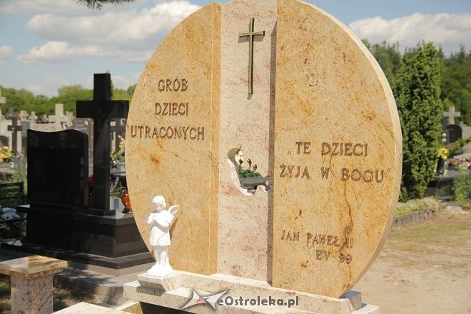 I pogrzeb Dzieci Utraconych [15.06.2013] - zdjęcie #68 - eOstroleka.pl