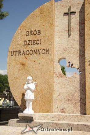 I pogrzeb Dzieci Utraconych [15.06.2013] - zdjęcie #64 - eOstroleka.pl