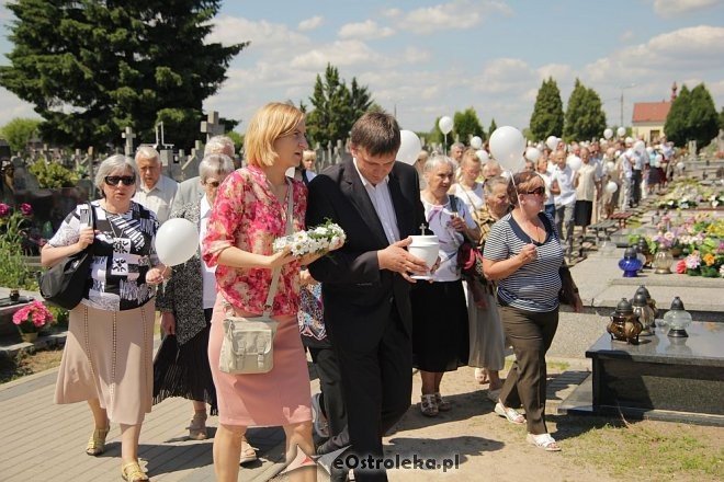 I pogrzeb Dzieci Utraconych [15.06.2013] - zdjęcie #56 - eOstroleka.pl