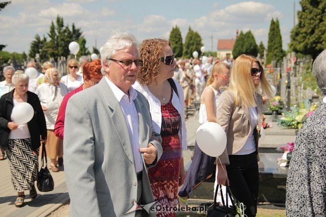 I pogrzeb Dzieci Utraconych [15.06.2013] - zdjęcie #53 - eOstroleka.pl