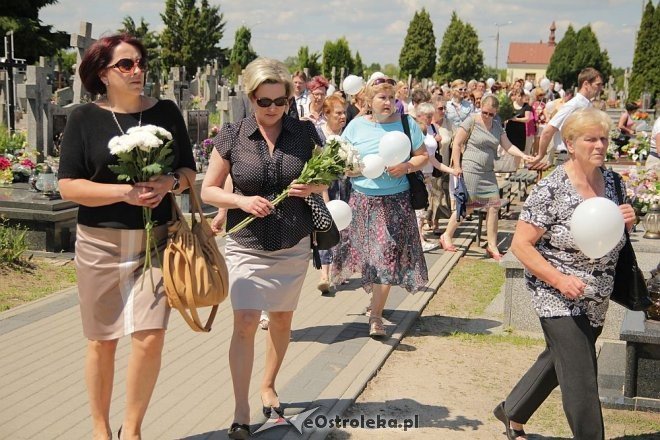 I pogrzeb Dzieci Utraconych [15.06.2013] - zdjęcie #44 - eOstroleka.pl