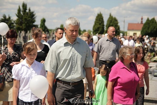 I pogrzeb Dzieci Utraconych [15.06.2013] - zdjęcie #38 - eOstroleka.pl