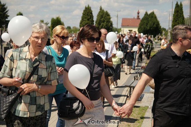 I pogrzeb Dzieci Utraconych [15.06.2013] - zdjęcie #36 - eOstroleka.pl
