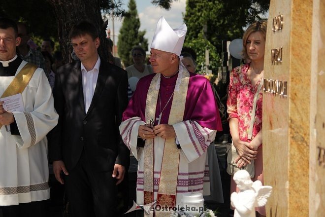 I pogrzeb Dzieci Utraconych [15.06.2013] - zdjęcie #34 - eOstroleka.pl