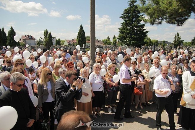 I pogrzeb Dzieci Utraconych [15.06.2013] - zdjęcie #27 - eOstroleka.pl
