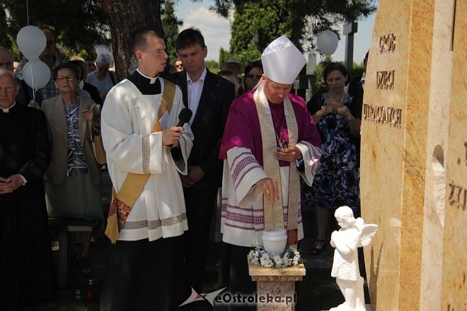 I pogrzeb Dzieci Utraconych [15.06.2013] - zdjęcie #22 - eOstroleka.pl