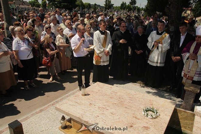 I pogrzeb Dzieci Utraconych [15.06.2013] - zdjęcie #14 - eOstroleka.pl