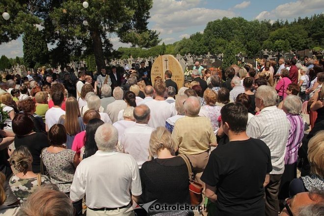 I pogrzeb Dzieci Utraconych [15.06.2013] - zdjęcie #13 - eOstroleka.pl