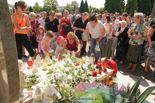 I pogrzeb Dzieci Utraconych [15.06.2013] - zdjęcie #5 - eOstroleka.pl