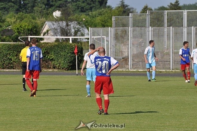 IV liga: MKS Narew – Błękitni Gąbi 0:2 [15.06.2013] - zdjęcie #49 - eOstroleka.pl