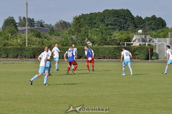IV liga: MKS Narew – Błękitni Gąbi 0:2 [15.06.2013] - zdjęcie #46 - eOstroleka.pl