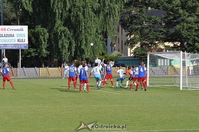 IV liga: MKS Narew – Błękitni Gąbi 0:2 [15.06.2013] - zdjęcie #39 - eOstroleka.pl
