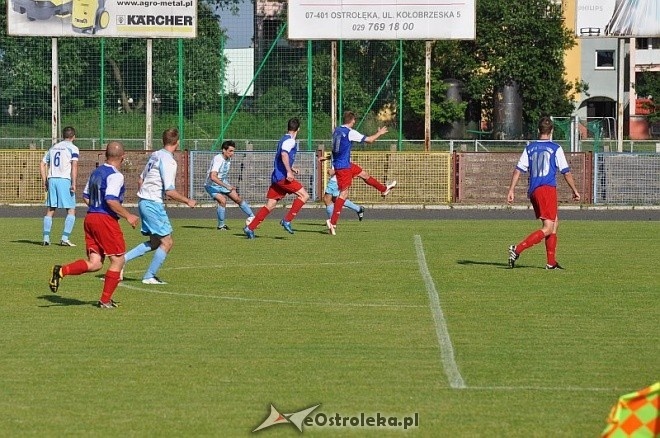 IV liga: MKS Narew – Błękitni Gąbi 0:2 [15.06.2013] - zdjęcie #23 - eOstroleka.pl