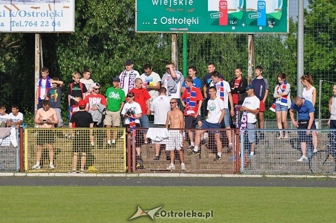 IV liga: MKS Narew – Błękitni Gąbi 0:2 [15.06.2013] - zdjęcie #23 - eOstroleka.pl
