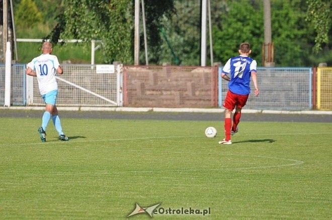 IV liga: MKS Narew – Błękitni Gąbi 0:2 [15.06.2013] - zdjęcie #39 - eOstroleka.pl