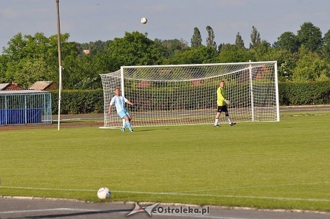 IV liga: MKS Narew – Błękitni Gąbi 0:2 [15.06.2013] - zdjęcie #34 - eOstroleka.pl