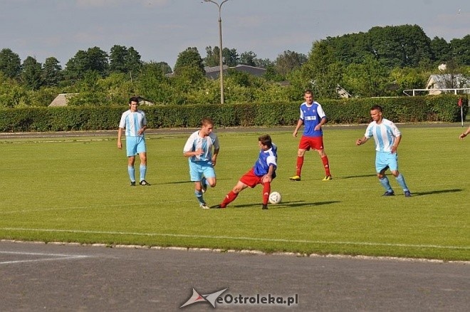 IV liga: MKS Narew – Błękitni Gąbi 0:2 [15.06.2013] - zdjęcie #22 - eOstroleka.pl