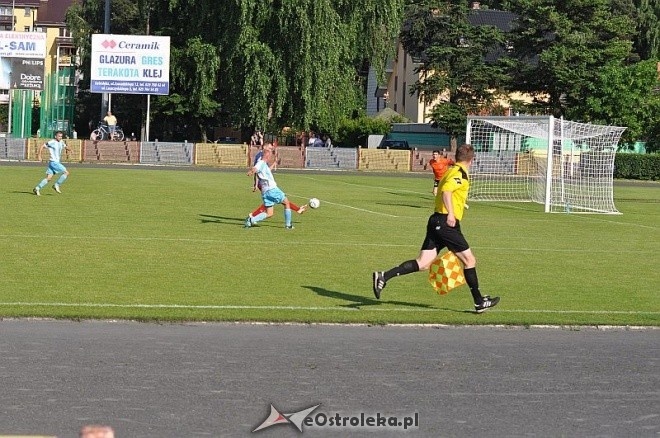 IV liga: MKS Narew – Błękitni Gąbi 0:2 [15.06.2013] - zdjęcie #28 - eOstroleka.pl