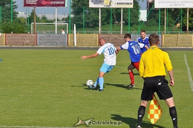 IV liga: MKS Narew – Błękitni Gąbi 0:2 [15.06.2013] - zdjęcie #40 - eOstroleka.pl
