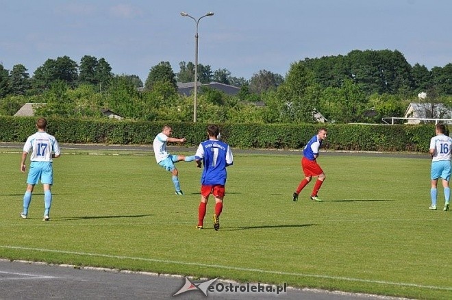 IV liga: MKS Narew – Błękitni Gąbi 0:2 [15.06.2013] - zdjęcie #46 - eOstroleka.pl