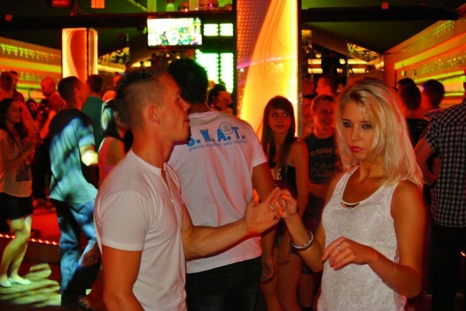 Gorąca sobota w Clubie Ibiza Zalesie [15.06.2013] - zdjęcie #30 - eOstroleka.pl
