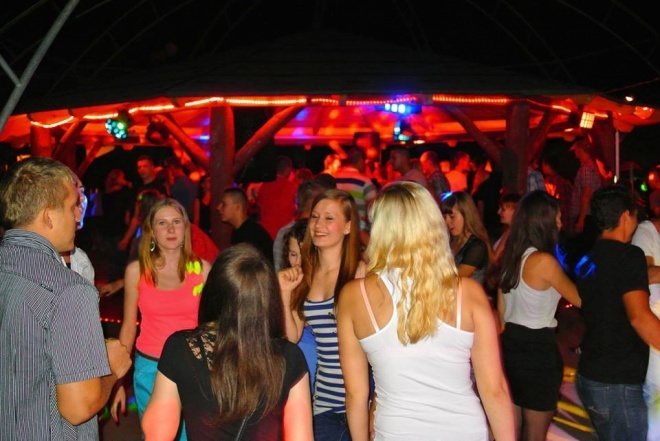 Gorąca sobota w Clubie Ibiza Zalesie [15.06.2013] - zdjęcie #37 - eOstroleka.pl