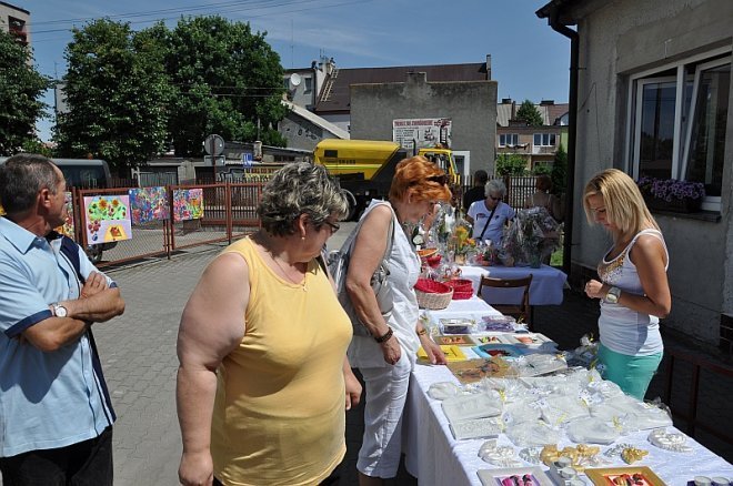 II Aukcja prac wykonanych przez WTZ „Motylki” [20.06.2013] - zdjęcie #34 - eOstroleka.pl