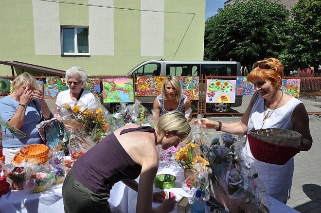 II Aukcja prac wykonanych przez WTZ „Motylki” [20.06.2013] - zdjęcie #10 - eOstroleka.pl