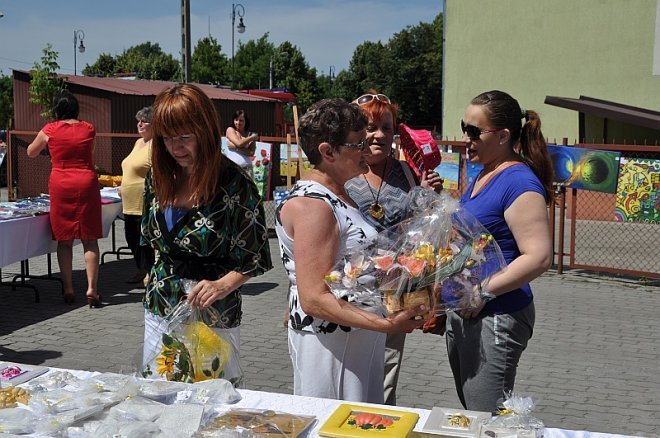 II Aukcja prac wykonanych przez WTZ „Motylki” [20.06.2013] - zdjęcie #8 - eOstroleka.pl