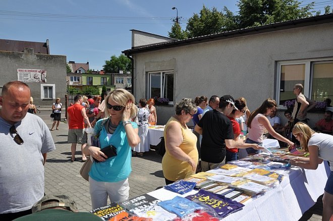 II Aukcja prac wykonanych przez WTZ „Motylki” [20.06.2013] - zdjęcie #17 - eOstroleka.pl