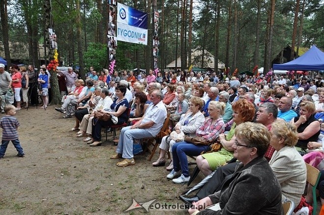 Droga na Ostrołękę i Brathanki na Weselu Kurpiowskim w Kadzidle [23.06.2013] - zdjęcie #134 - eOstroleka.pl