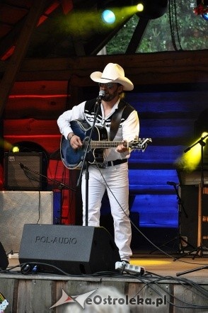Droga na Ostrołękę i Brathanki na Weselu Kurpiowskim w Kadzidle [23.06.2013] - zdjęcie #73 - eOstroleka.pl