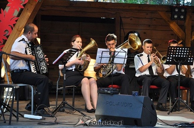 Droga na Ostrołękę i Brathanki na Weselu Kurpiowskim w Kadzidle [23.06.2013] - zdjęcie #78 - eOstroleka.pl