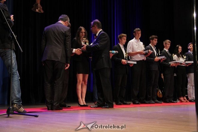 VI Samorządowa Gala Uczniowska [26.06.2013] - zdjęcie #1 - eOstroleka.pl