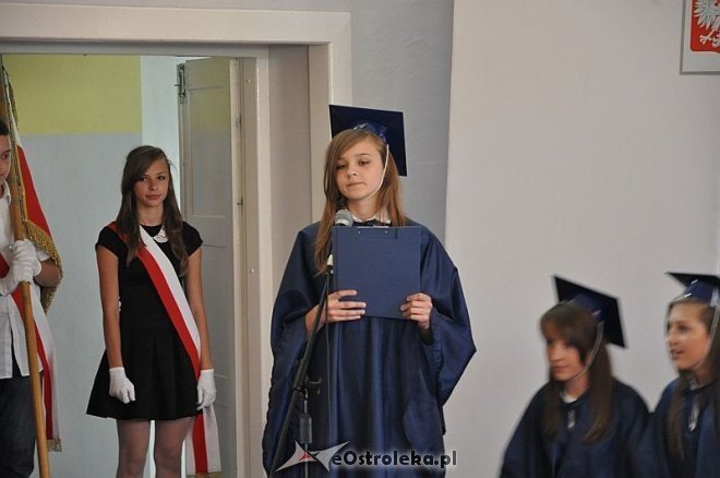 Uroczyste zakończenie roku szkolnego w Szkole Podstawowej nr 5 - zdjęcie #6 - eOstroleka.pl