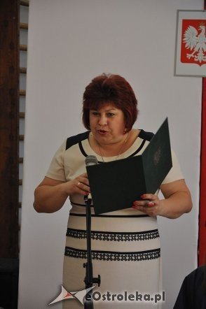 Uroczyste zakończenie roku szkolnego w Szkole Podstawowej nr 5 - zdjęcie #15 - eOstroleka.pl