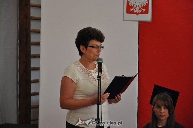 Uroczyste zakończenie roku szkolnego w Szkole Podstawowej nr 5 - zdjęcie #23 - eOstroleka.pl