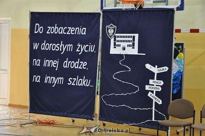 Uroczyste zakończenie roku szkolnego w Szkole Podstawowej nr 6 - zdjęcie #15 - eOstroleka.pl