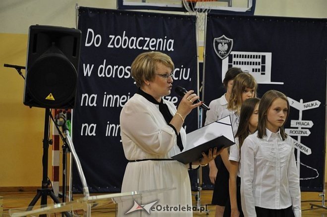 Uroczyste zakończenie roku szkolnego w Szkole Podstawowej nr 6 - zdjęcie #15 - eOstroleka.pl