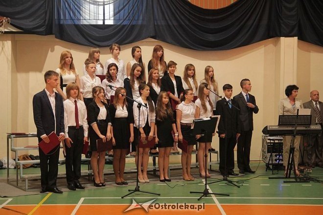 Zakończenie roku szkolnego 2012/2013 w Gimnazjum nr 1 [27.06.2013] - zdjęcie #84 - eOstroleka.pl