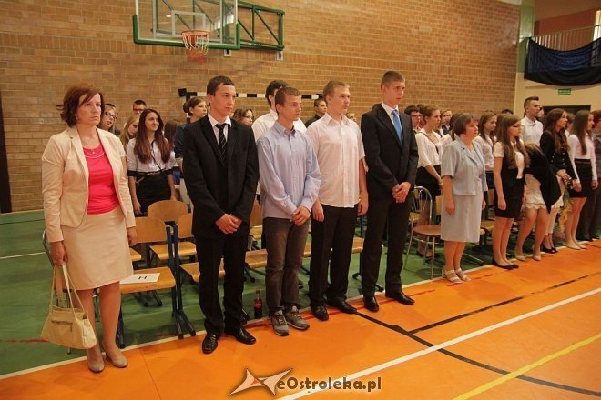 Zakończenie roku szkolnego 2012/2013 w Gimnazjum nr 1 [27.06.2013] - zdjęcie #81 - eOstroleka.pl