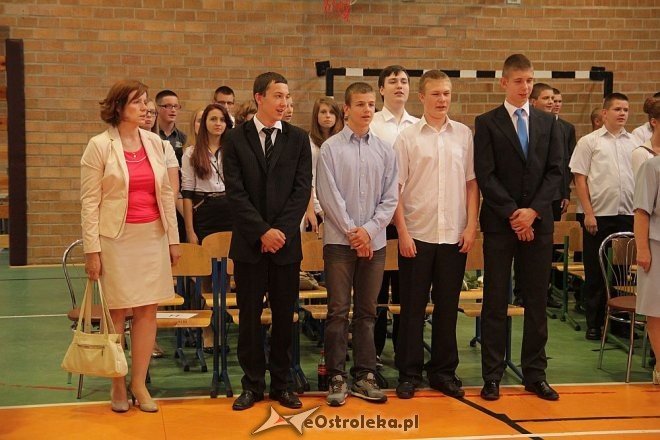 Zakończenie roku szkolnego 2012/2013 w Gimnazjum nr 1 [27.06.2013] - zdjęcie #70 - eOstroleka.pl