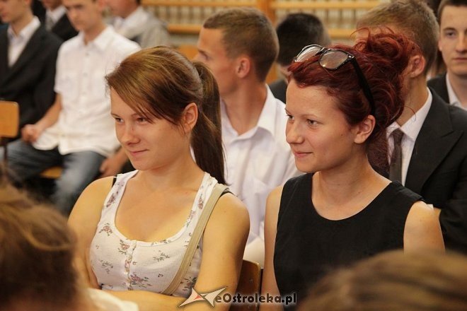 Zakończenie roku szkolnego 2012/2013 w Gimnazjum nr 1 [27.06.2013] - zdjęcie #42 - eOstroleka.pl