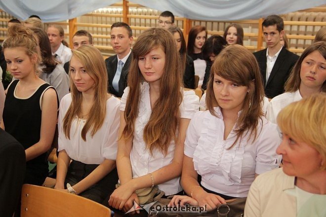 Zakończenie roku szkolnego 2012/2013 w Gimnazjum nr 1 [27.06.2013] - zdjęcie #33 - eOstroleka.pl