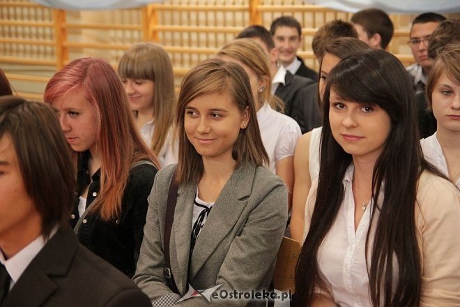 Zakończenie roku szkolnego 2012/2013 w Gimnazjum nr 1 [27.06.2013] - zdjęcie #23 - eOstroleka.pl