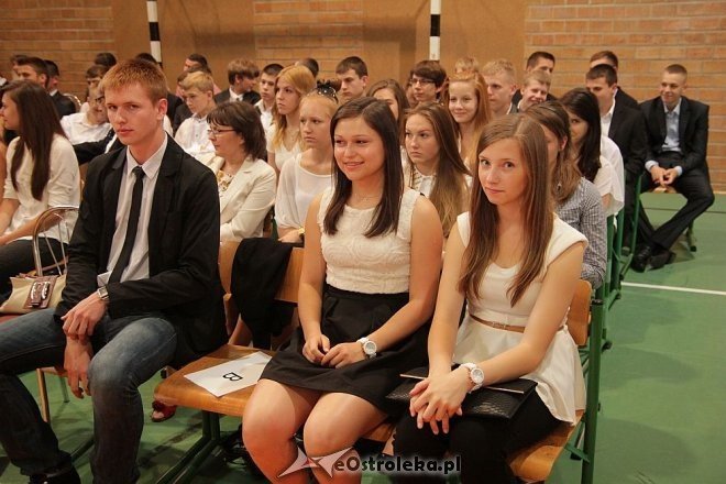 Zakończenie roku szkolnego 2012/2013 w Gimnazjum nr 1 [27.06.2013] - zdjęcie #18 - eOstroleka.pl
