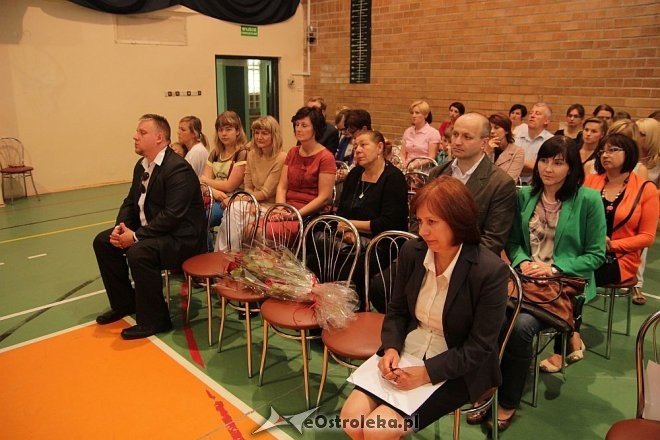 Zakończenie roku szkolnego 2012/2013 w Gimnazjum nr 1 [27.06.2013] - zdjęcie #8 - eOstroleka.pl