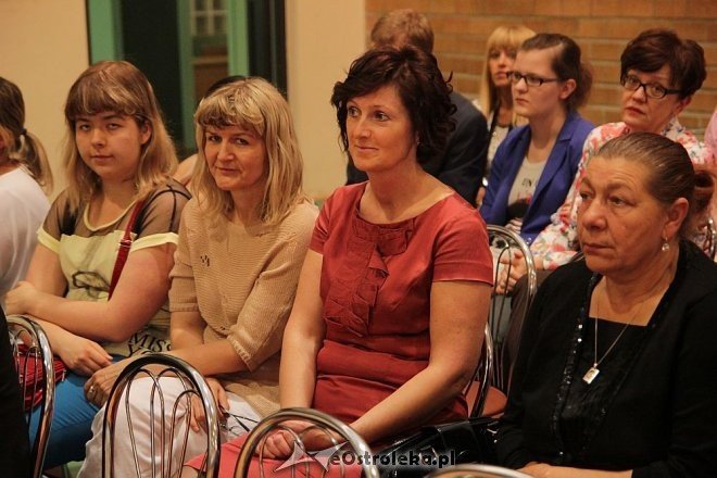 Zakończenie roku szkolnego 2012/2013 w Gimnazjum nr 1 [27.06.2013] - zdjęcie #7 - eOstroleka.pl