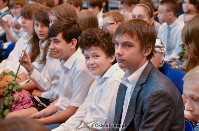Zakończenie roku szkolnego w Szkole Podstawowej nr 10 - zdjęcie #18 - eOstroleka.pl