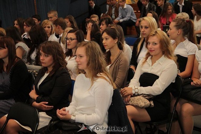 Zakończenie roku szkolnego w I LO w Ostrołęce [28.06.2013] - zdjęcie #22 - eOstroleka.pl